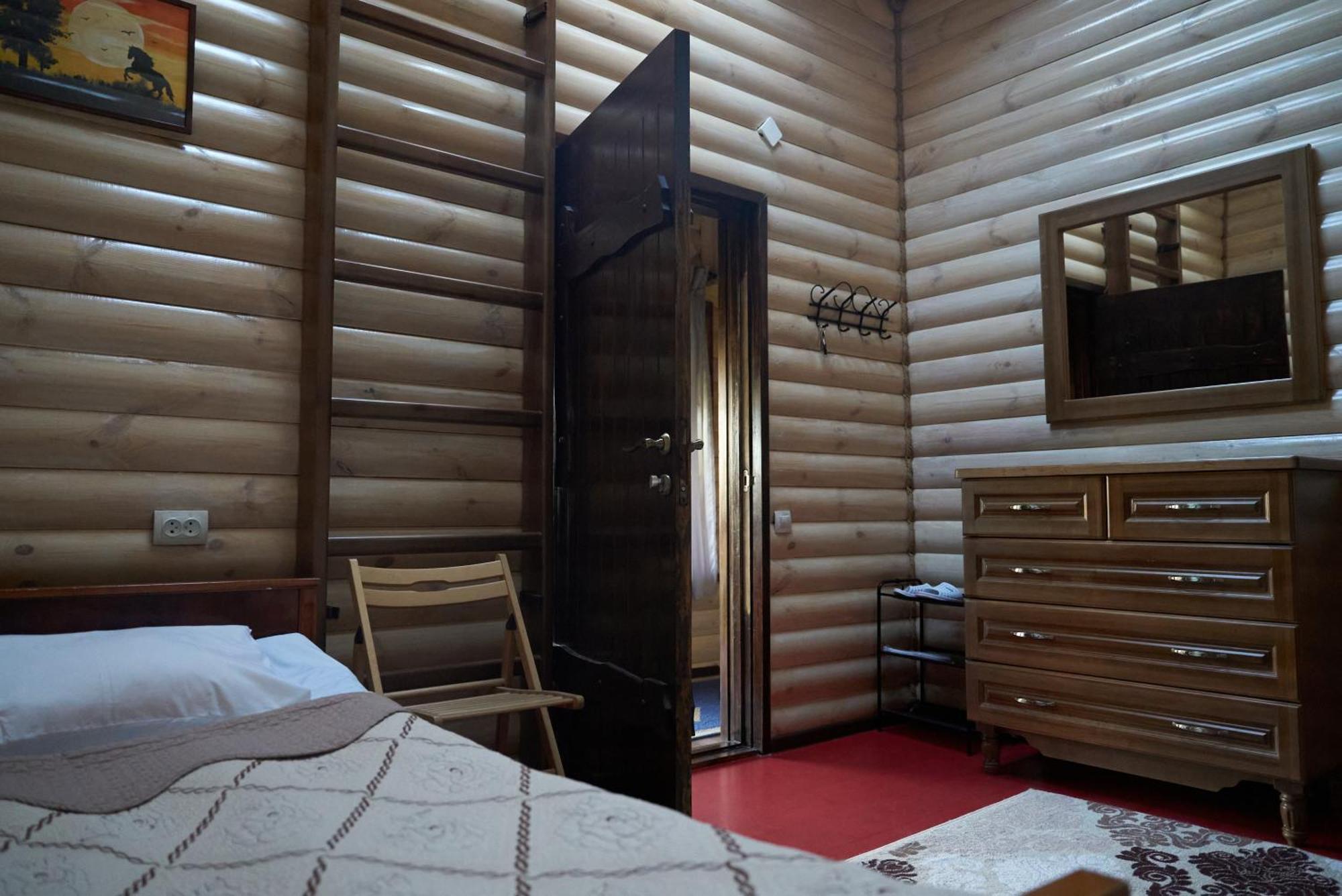 Argo Guest House Karakol Εξωτερικό φωτογραφία
